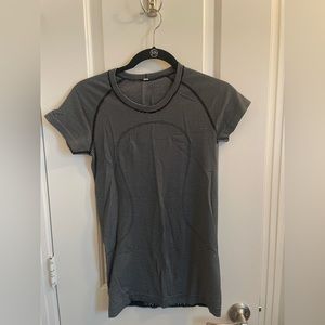 Lulu lemon striped swiftly tech short sleeve